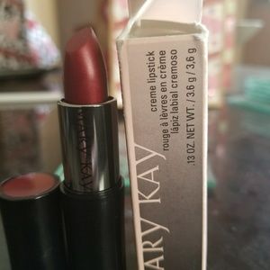Mary Kay Creme Lipstick  Red Rouge